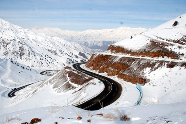 Олти киши қутқариб қолинди