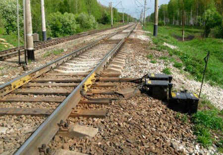 Туташмасиз рельс занжири қурилмаси