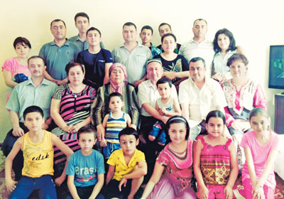 БАДАВЛАТ ОИЛА