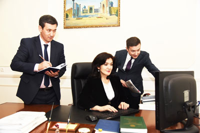 ФИРИБГАРЛАРГА ЧУВ ТУШАЁТГАНЛАР НЕГА КЎПАЙМОҚДА?