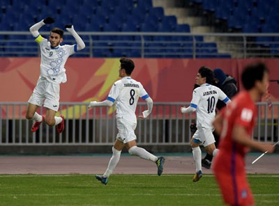 ФУТБОЛ ЎЙНАШНИ БИЛАМИЗ: ЧЕМПИОНЛИККА БИР ҚАДАМ