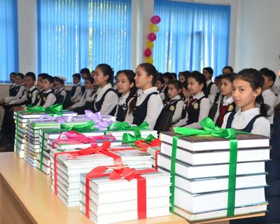 Дарсликлар бепул бўлди,  халқ ғалаба  қозонди...ми?