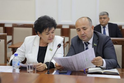 Бюрократик тўсиқларни  бекор қилиш, тадбиркорлар вақтини ва маблағини тежаш