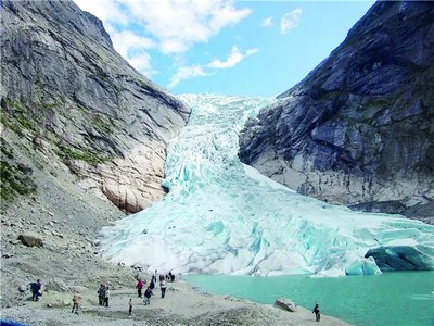 Ердаги музликлар хавотирли суръатда  қисқаряпти